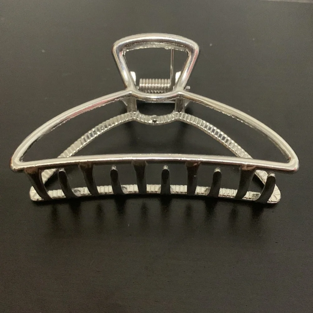 Club Monaco Silver Linear Open Sides Hair Claw Clip